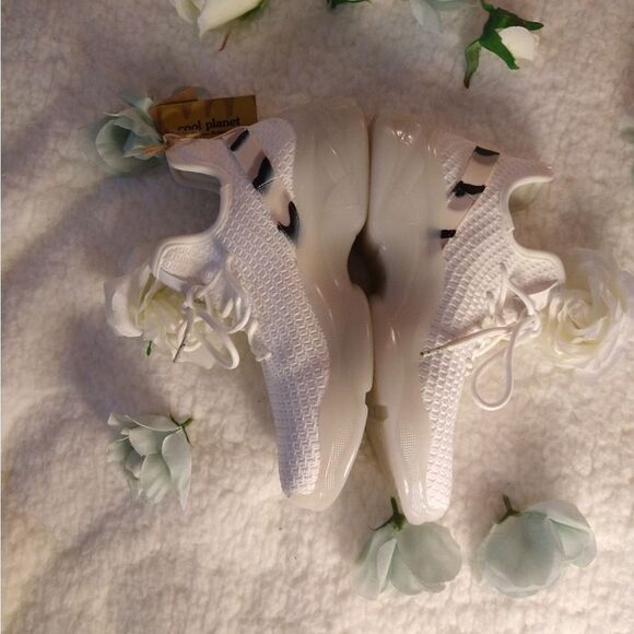 COOL PLANET BY STEVE MADDEN CANYON SNEAKER - Picture 7 of 9